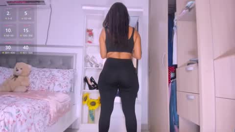 Ameliahs online show from 02.19.25