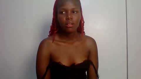 Snapshot of missariana7 chatting on 12.18.25 aria online show from 12.18.25