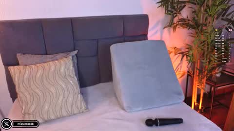 Laura online show from 03.21.26