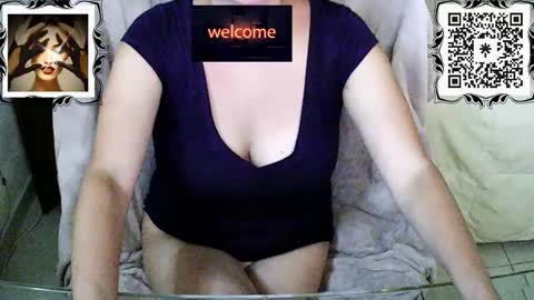 Snapshot of missbiny chatting on 01.05.26 Avamlash online show from 01.05.26