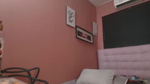 Miss Evelyn  online show from 12.11.24