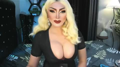 Snapshot of misschannel4sub chatting on 06.18.26 PRIESTESS CHANNEL online show from 06.18.26