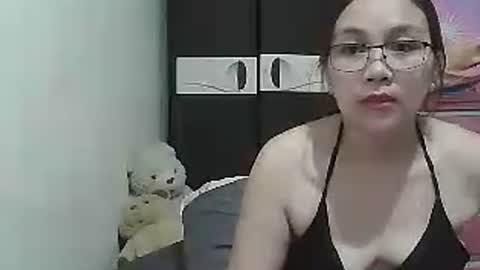 Snapshot of misschantal24 chatting on 06.18.26 Chantal24 online show from 06.18.26