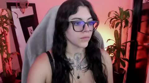 Missy Charlottte.  Hey remember to give me a thumbs up ty online show from 04.12.26