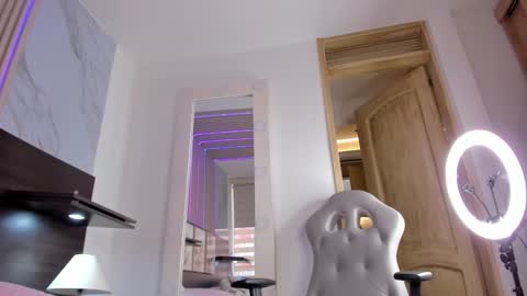 misscheelsee_as online show from 01.09.25