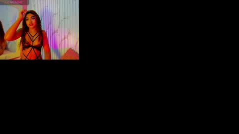 Snapshot of missdionne__curly chatting on 10.11.25 DIONNE online show from 10.11.25