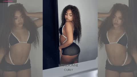 Snapshot of missdionne__curly chatting on 10.18.25 DIONNE online show from 10.18.25