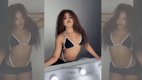 Snapshot of missdionne__curly chatting on 10.28.25 DIONNE online show from 10.28.25