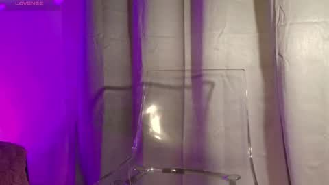 Snapshot of missdionne__curly chatting on 02.10.26 DIONNE online show from 02.10.26