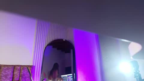 Snapshot of missdionne__curly chatting on 03.19.26 DIONNE online show from 03.19.26