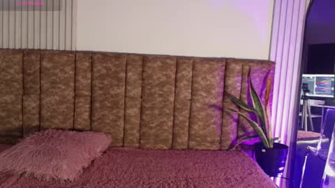 Snapshot of missdionne__curly chatting on 03.21.26 DIONNE online show from 03.21.26