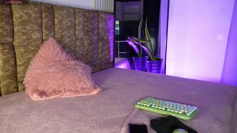 Snapshot of missdionne__curly chatting on 04.14.26 DIONNE online show from 04.14.26