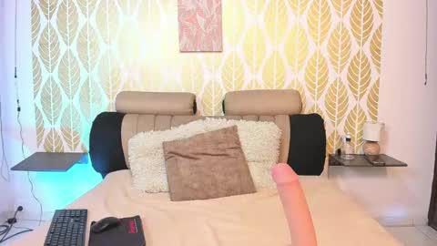 Miss Elie online show from 01.15.25