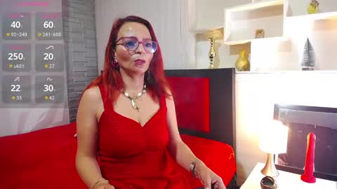 Snapshot of missellien chatting on 02.08.25 Angela online show from 02.08.25