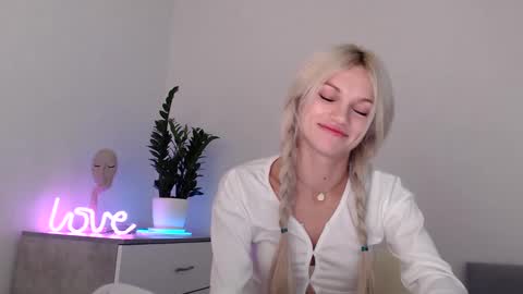 EMMA online show from 12.08.24