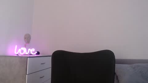 EMMA online show from 12.20.25