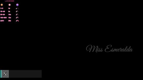 Snapshot of missesmeralda chatting on 11.11.25 Julieta Arboleda but i like call me esme online show from 11.11.25