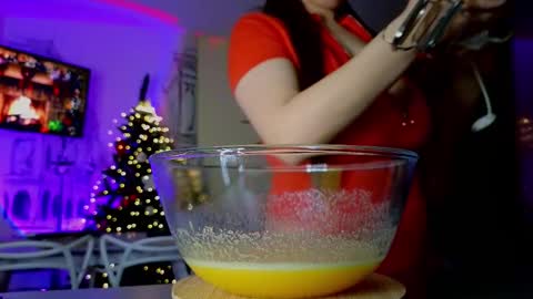 Snapshot of missfreyaxxx chatting on 12.25.24 MissFreyaXXX online show from 12.25.24