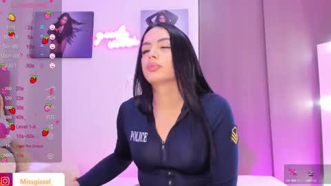 Gisell   Gigi online show from 03.08.25