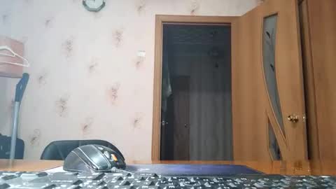 missielorrie online show from 10.15.25