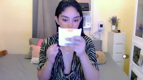 Snapshot of missindependent999 chatting on 01.05.25 jj online show from 01.05.25