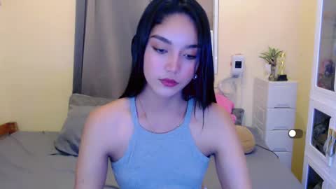 Snapshot of missindependent999 chatting on 01.05.25 jj online show from 01.05.25