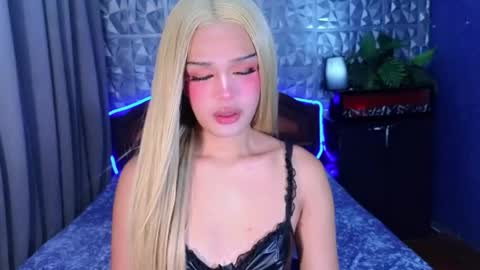 Snapshot of missionary_addiction_cumshot chatting on 06.06.26 im your queen steffie online show from 06.06.26