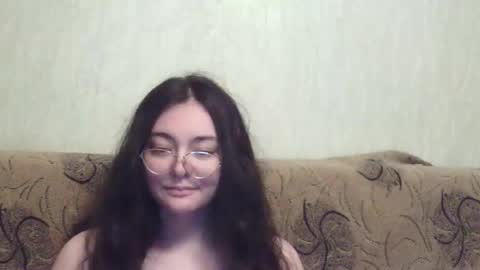 Snapshot of missis_mona chatting on 04.21.26 missis mona online show from 04.21.26
