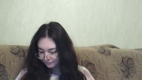 Snapshot of missis_mona chatting on 04.22.26 missis mona online show from 04.22.26