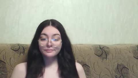 Snapshot of missis_mona chatting on 04.26.26 missis mona online show from 04.26.26