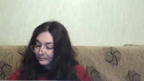 Snapshot of missis_mona chatting on 04.27.26 missis mona online show from 04.27.26