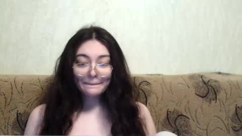 Snapshot of missis_mona chatting on 05.06.26 missis mona online show from 05.06.26