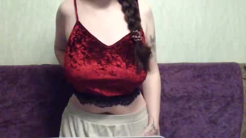 Snapshot of missis_mona chatting on 06.04.26 missis mona online show from 06.04.26