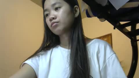 Snapshot of missjona08 chatting on 12.22.24 Jona online show from 12.22.24