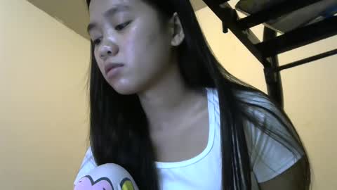 Snapshot of missjona08 chatting on 01.06.25 Jona online show from 01.06.25