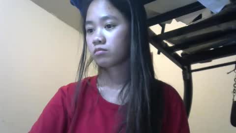 Snapshot of missjona08 chatting on 01.12.25 Jona online show from 01.12.25