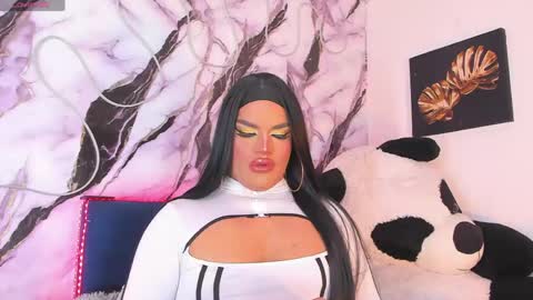 kassandra lazcano online show from 04.21.26