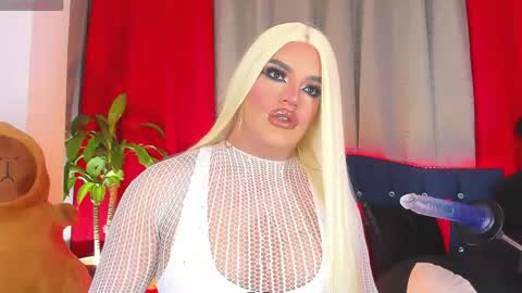 Snapshot of misskassandraa_ chatting on 04.28.26 kassandra lazcano online show from 04.28.26