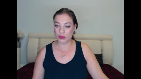 Khloe online show from 11.09.25