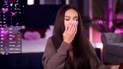 misskiarra online show from 10.03.25