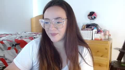 Snapshot of misslady__eva chatting on 02.02.25 eva online show from 02.02.25