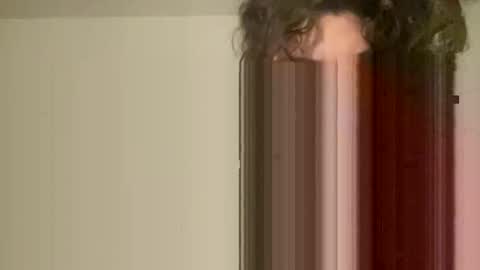 Snapshot of misslia101 chatting on 10.22.25 misslia101 online show from 10.22.25