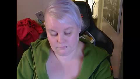 Snapshot of misslj90 chatting on 04.24.26 misslj90 online show from 04.24.26