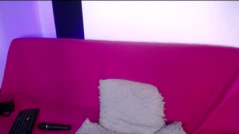 Miss Loise online show from 01.13.25