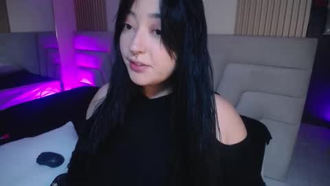 Miss Loise online show from 10.20.25