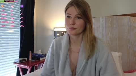 Misslucci online show from 03.10.25