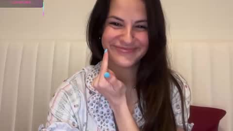 Snapshot of missmadsxx chatting on 06.02.26 MADS online show from 06.02.26