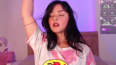 missmariana_ online show from 10.23.25