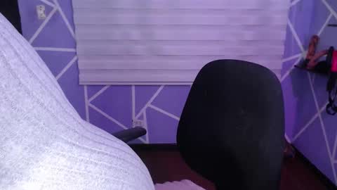 Snapshot of missmia1_ chatting on 02.19.26 Miia online show from 02.19.26