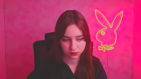 Snapshot of missmiamiss chatting on 11.13.25 Mia online show from 11.13.25